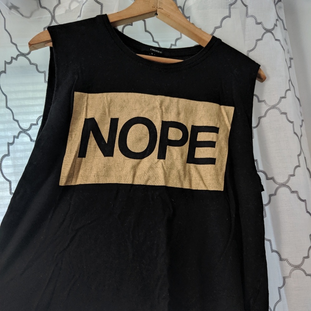 Nope Graphic Sleeveless Shirt 🖤